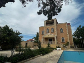5 bedroom Villa for up to 10 people